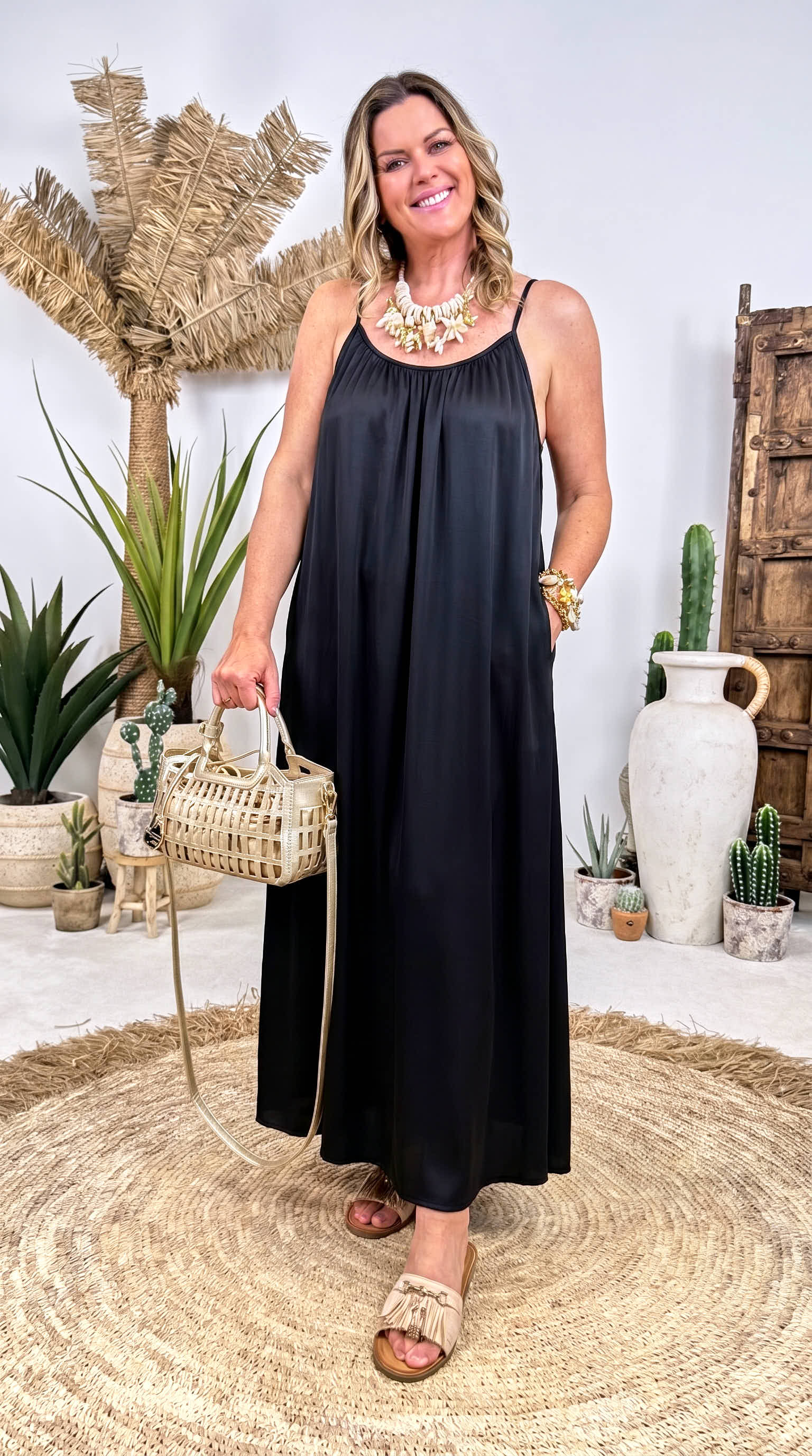 Kleid Holiday Flow *Schwarz*