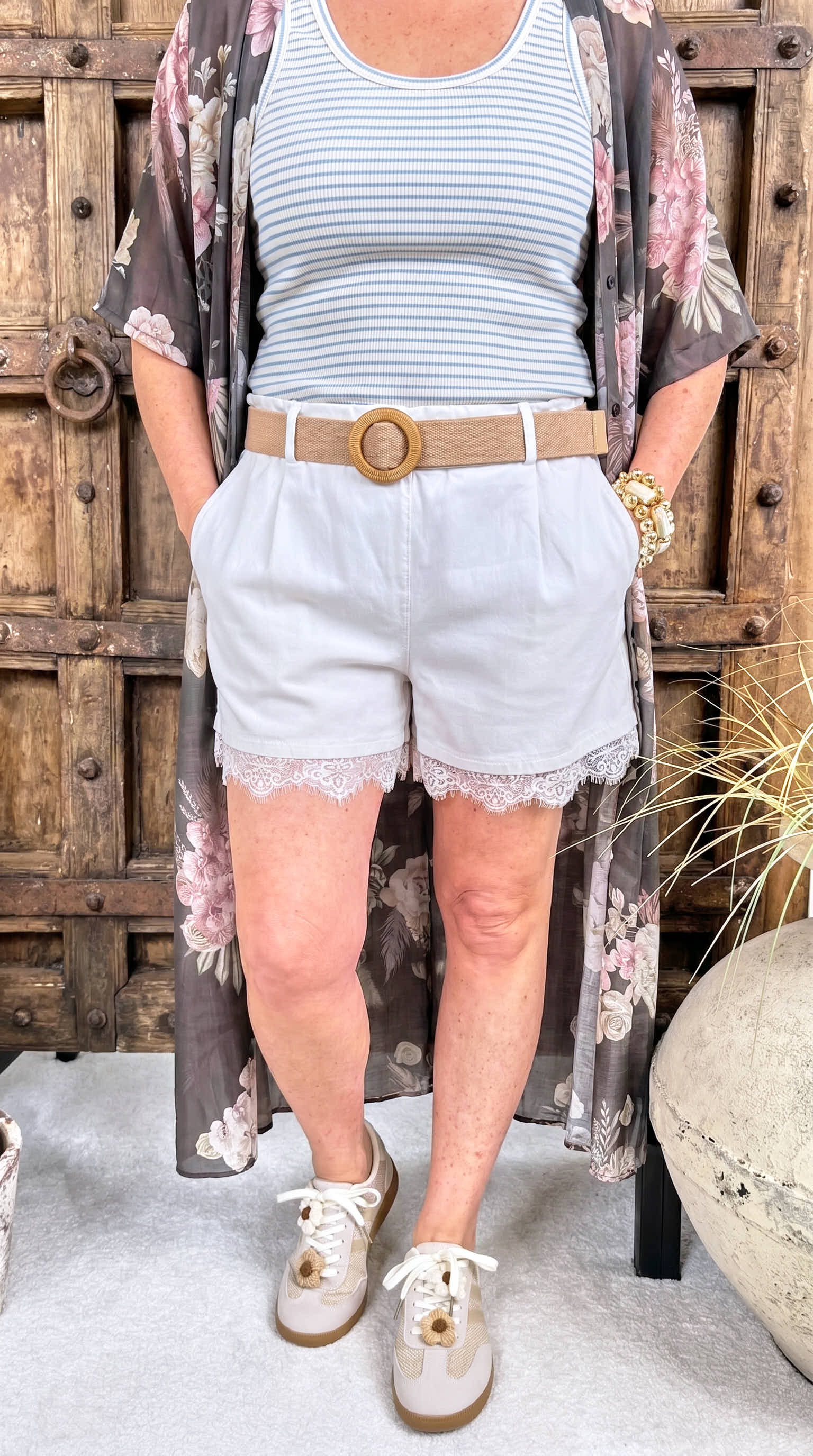Kurze Hose Natural Lace *Weiß*