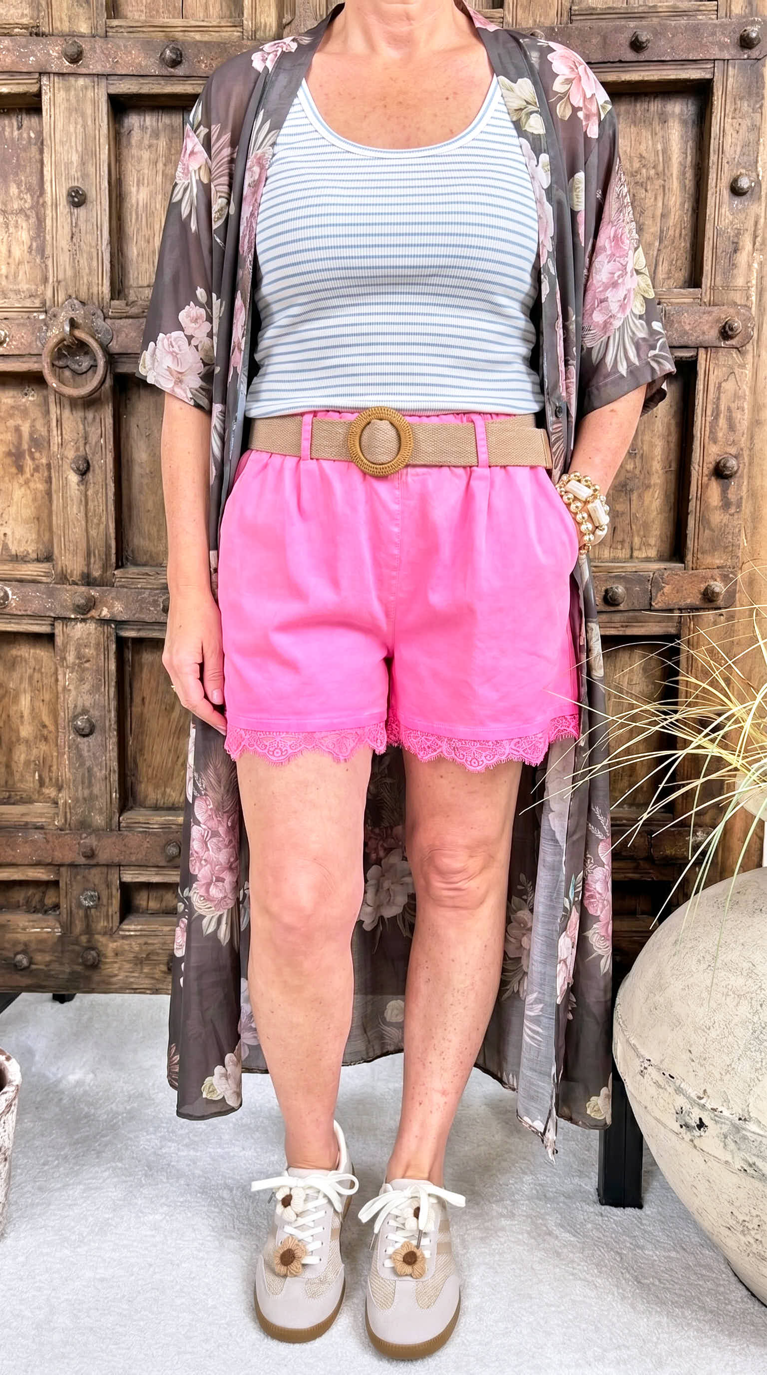 Kurze Hose Natural Lace *Neon Pink*