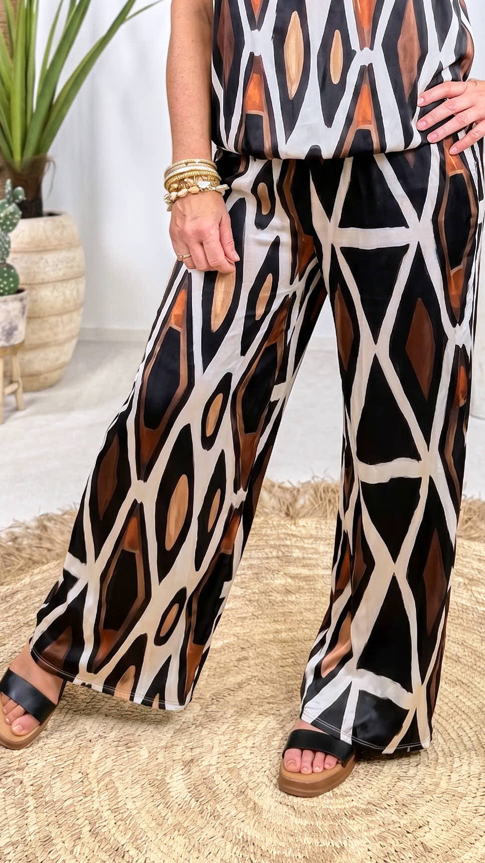 Hose Wild Graphic *Schwarz*