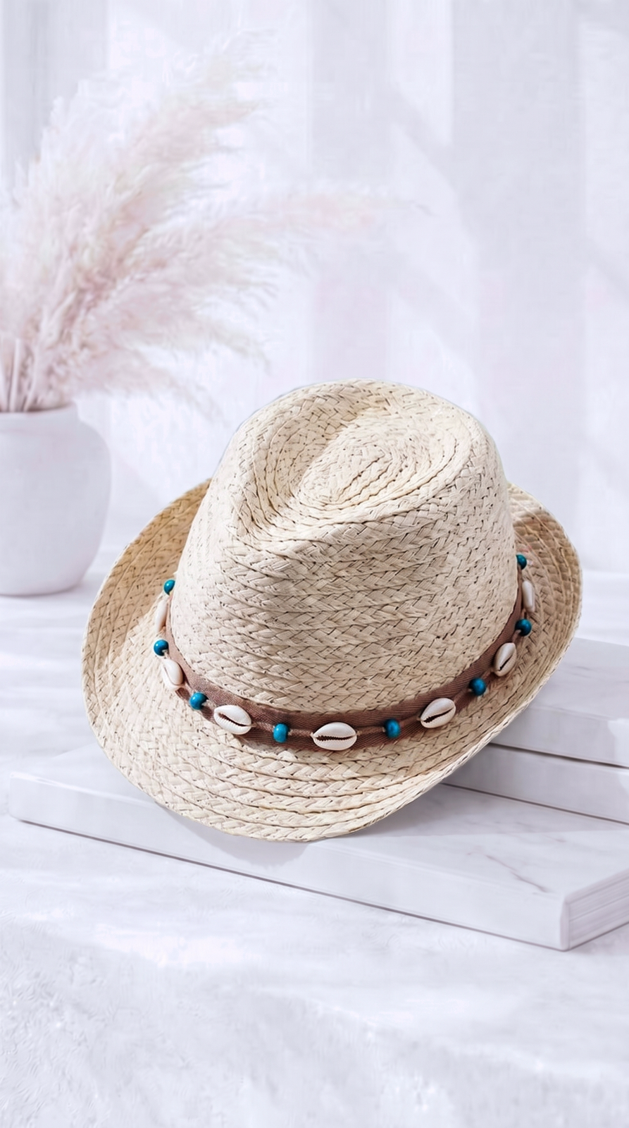 Hut Cowrie *Creme*