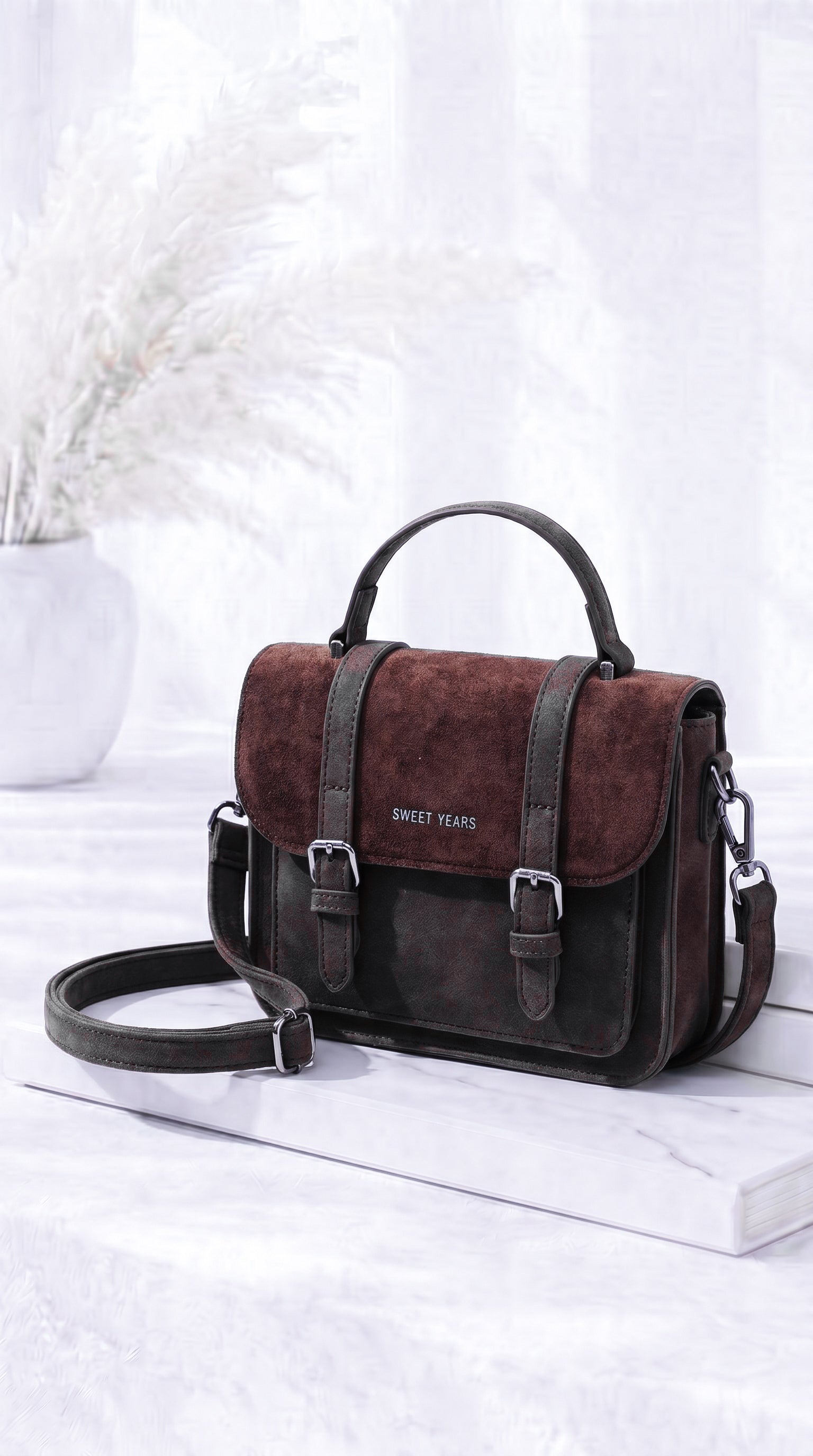 Kleine Handtasche City Classic *Schoko*
