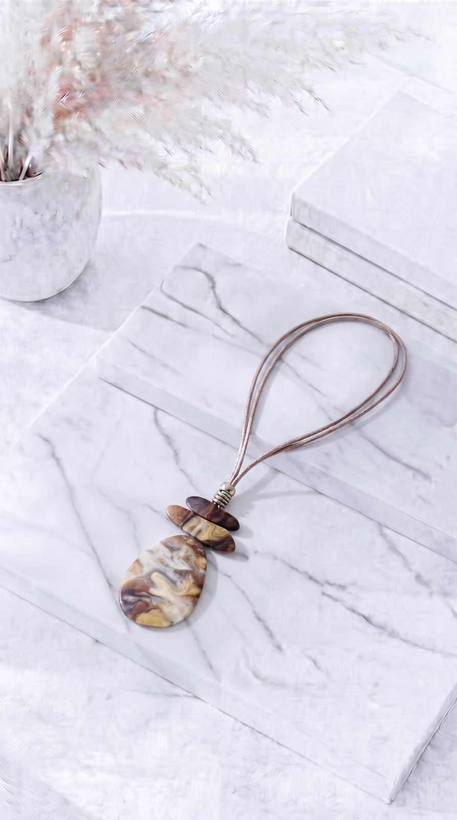 Lange Halskette Capri Marble *Beige*
