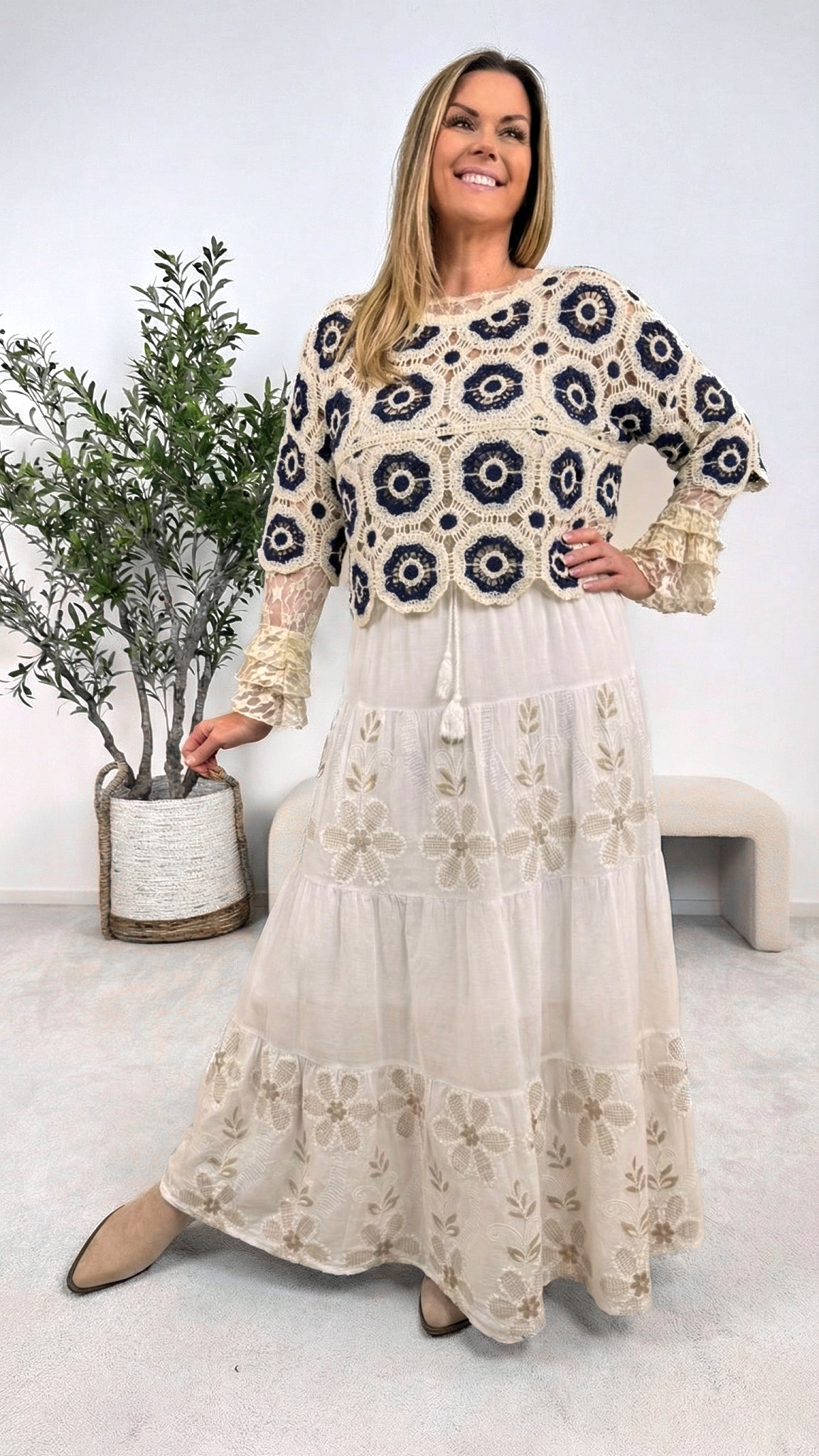 Häkelshirt Oasis Bloom *Dunkelblau*