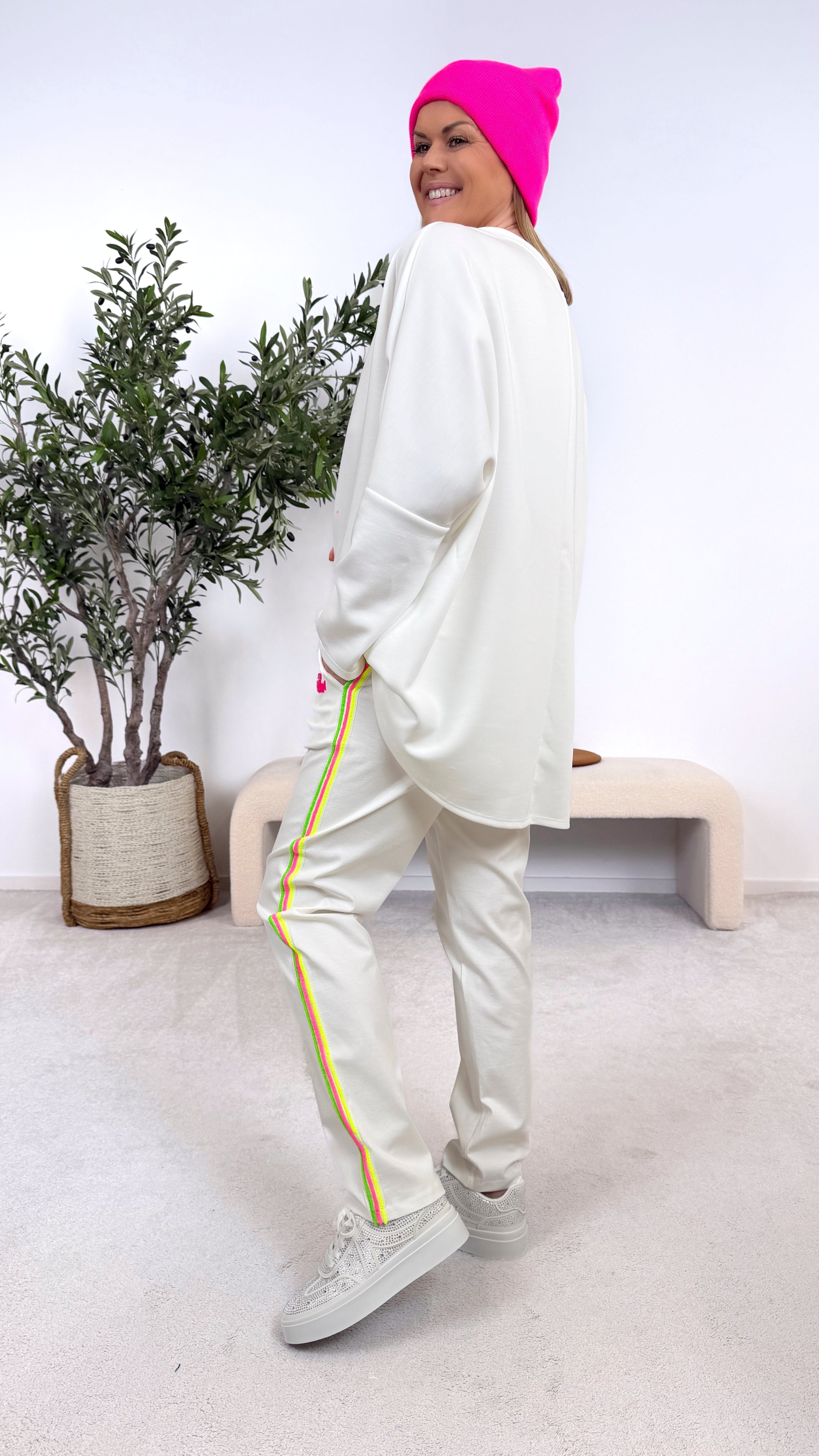 Sweathose Neon Vibes *Weiß*