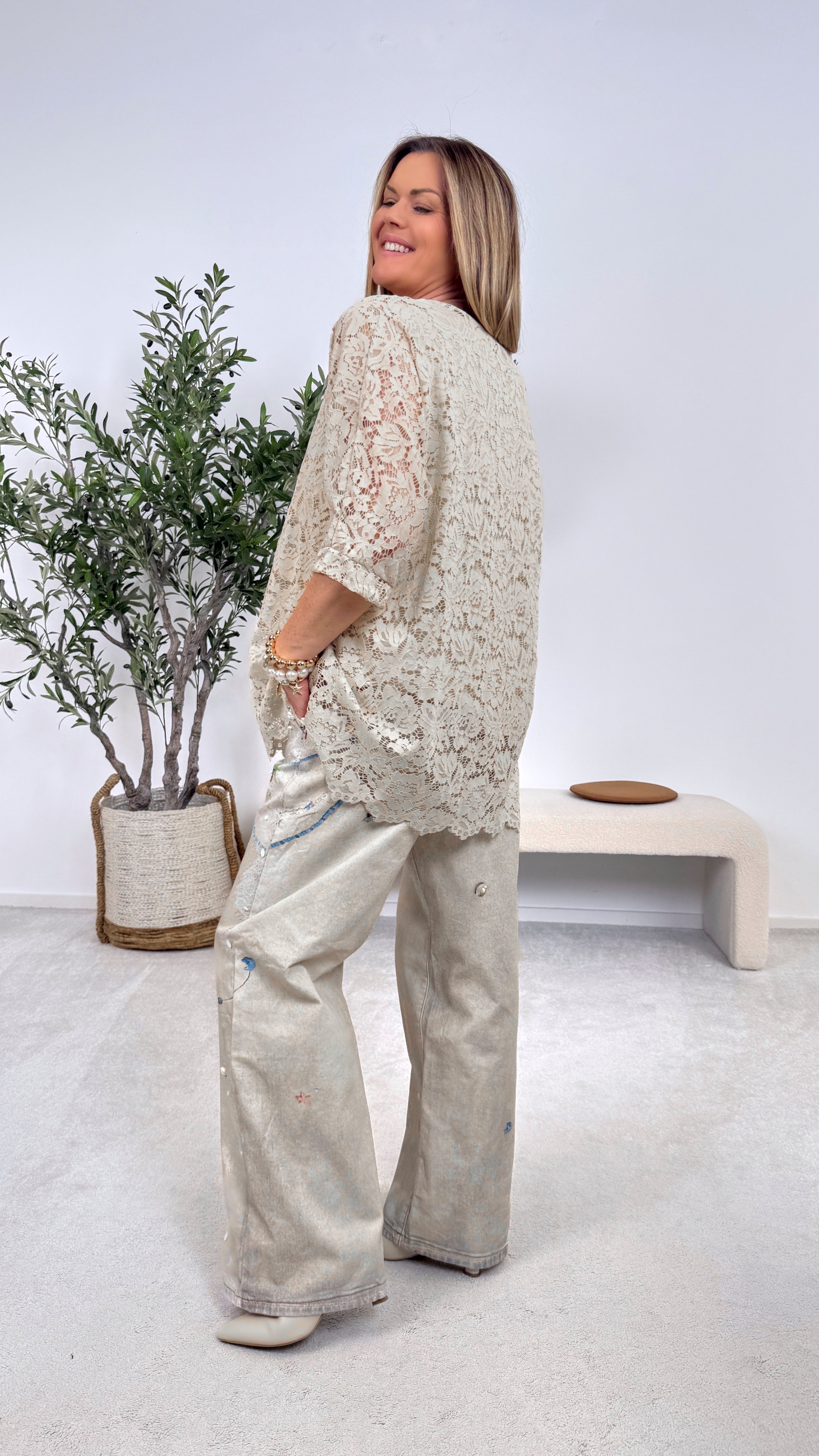 Spitzen-Blusenshirt Midnight Romance *Beige*