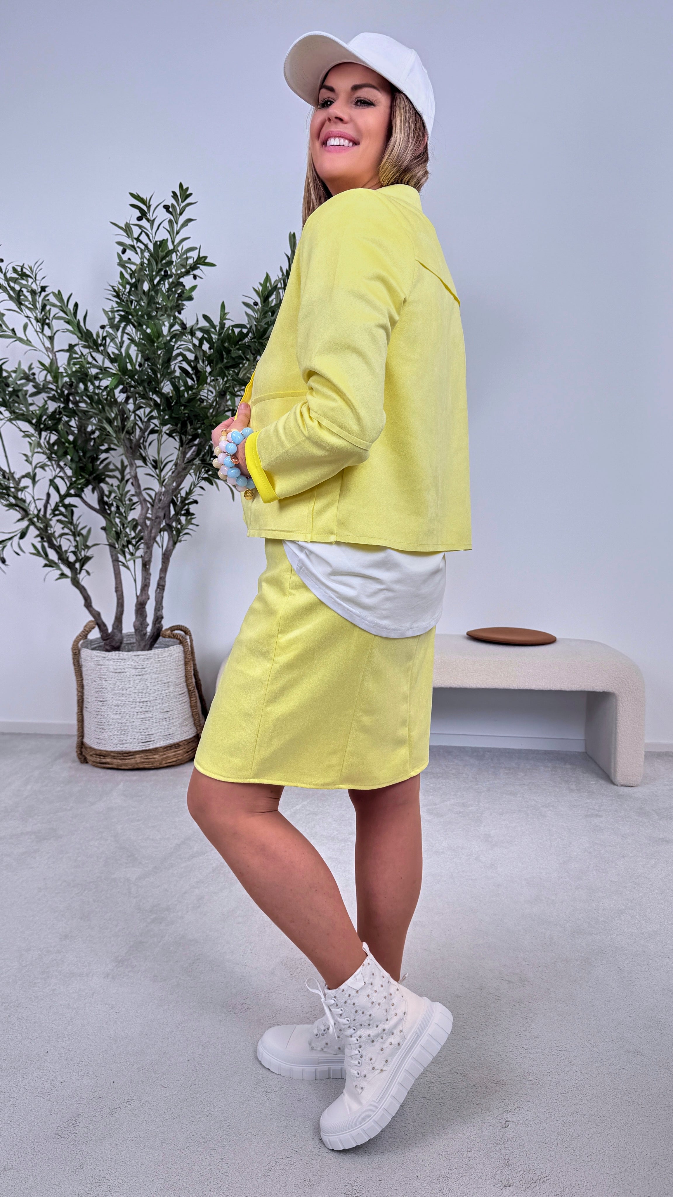 Kurze Jacke Soft Cofidence *Gelb*