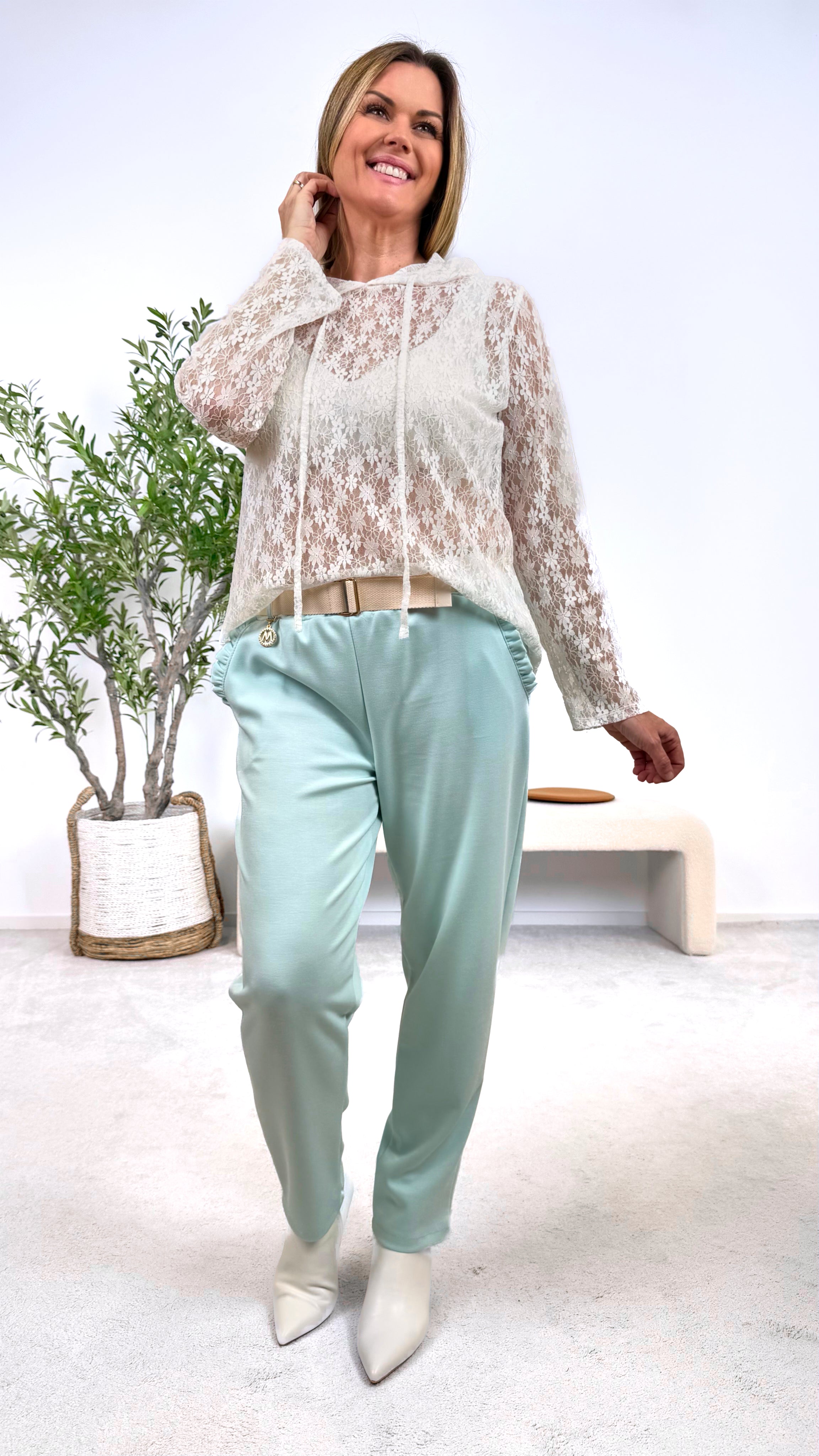 Spitzenshirt Timeless Beauty *Weiß* (lieferbar ab 25.2.26)