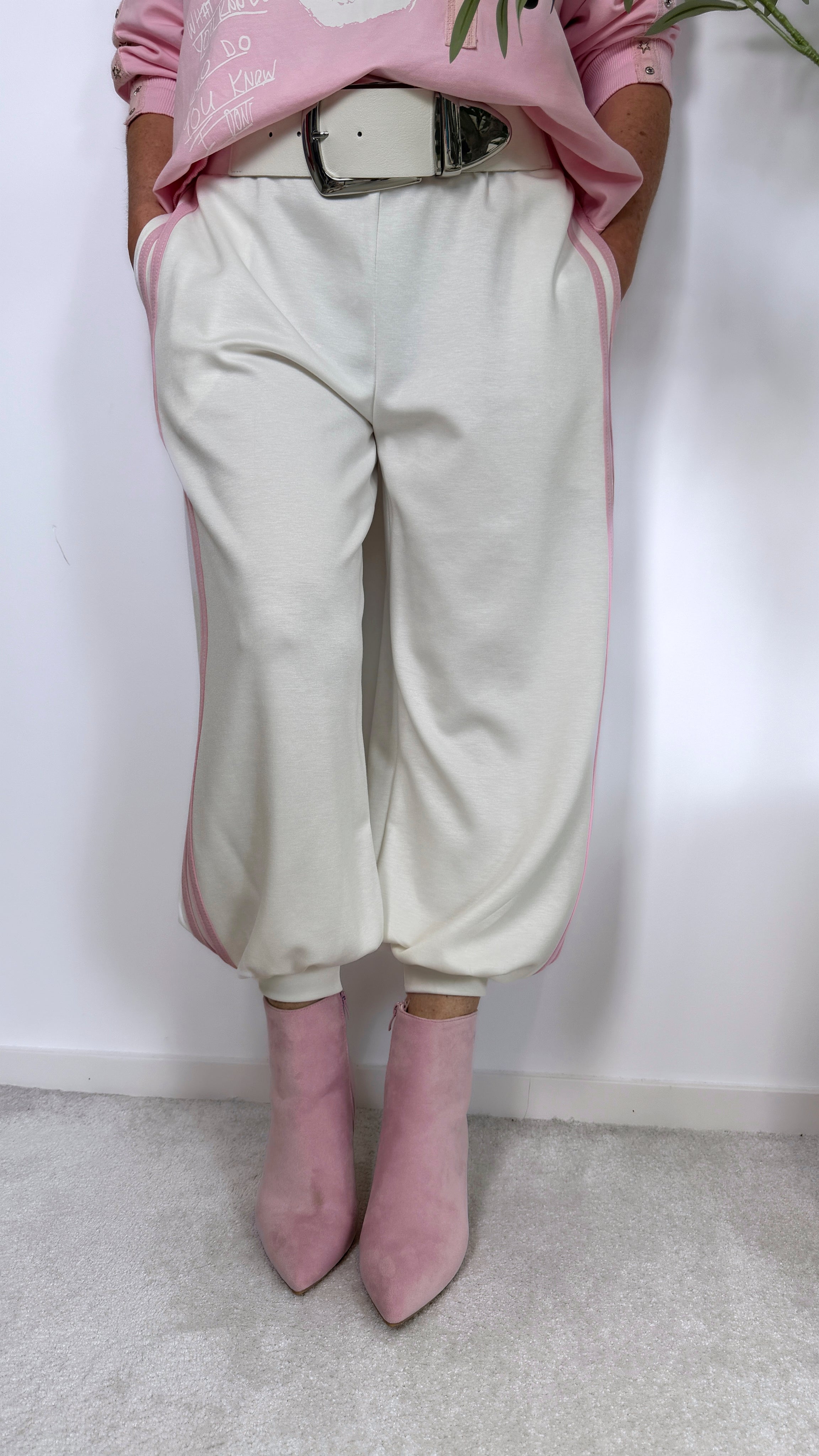 Sweathose Linea Queen *Weiß*