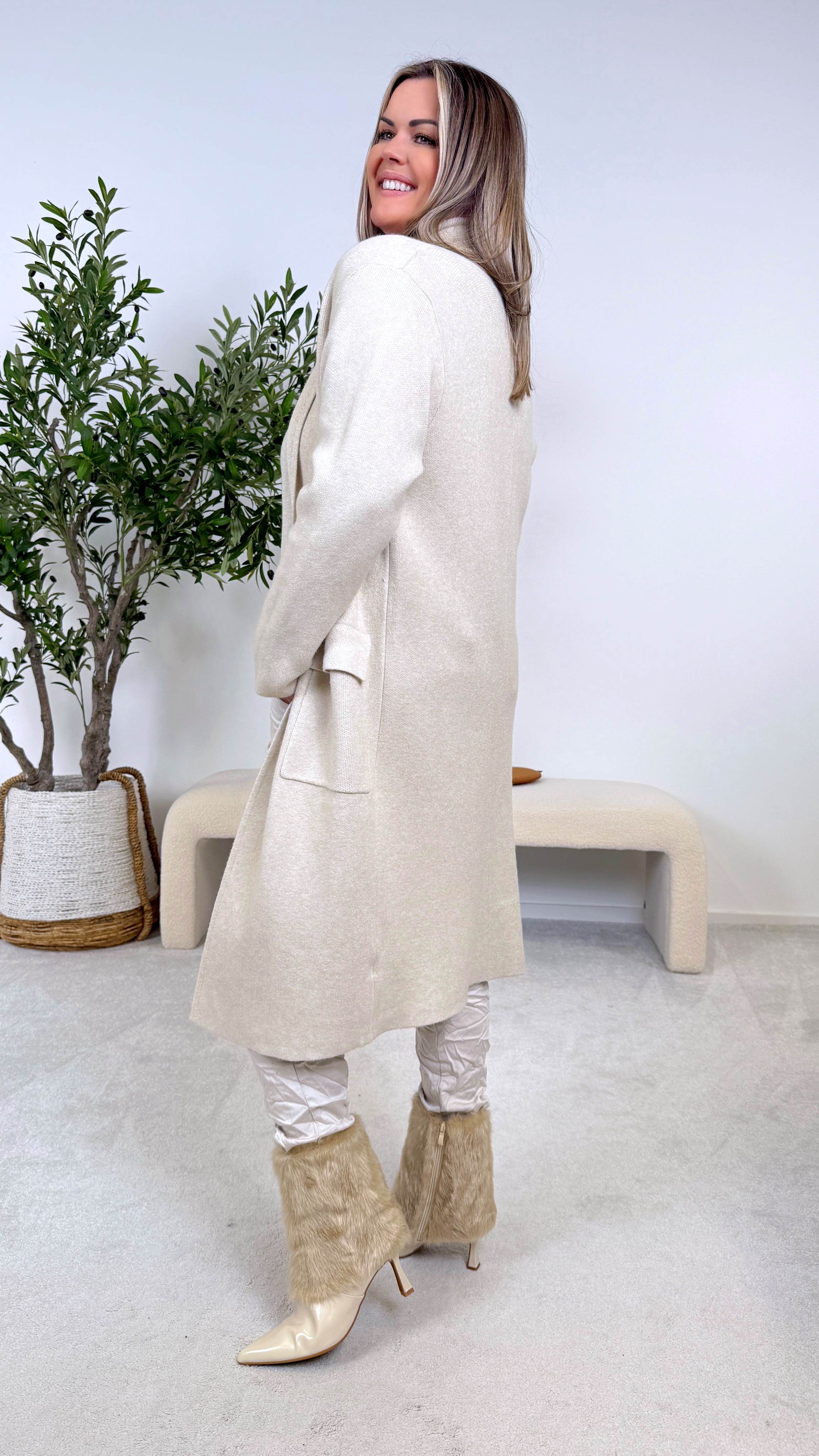 Strickmantel Cloudy Whisper (4 Farben)