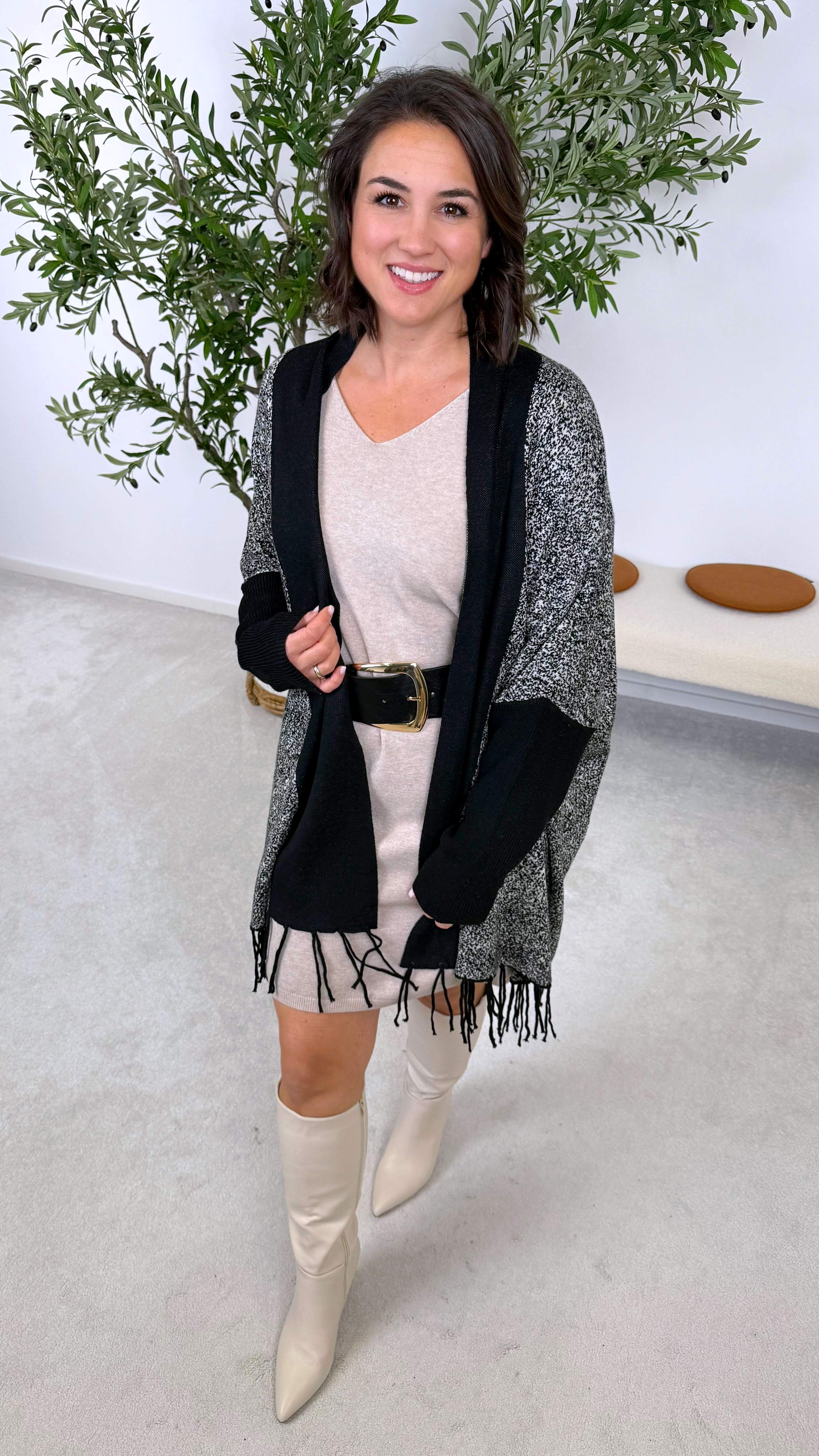 Cardigan Whisper Fringe (3 Farben)