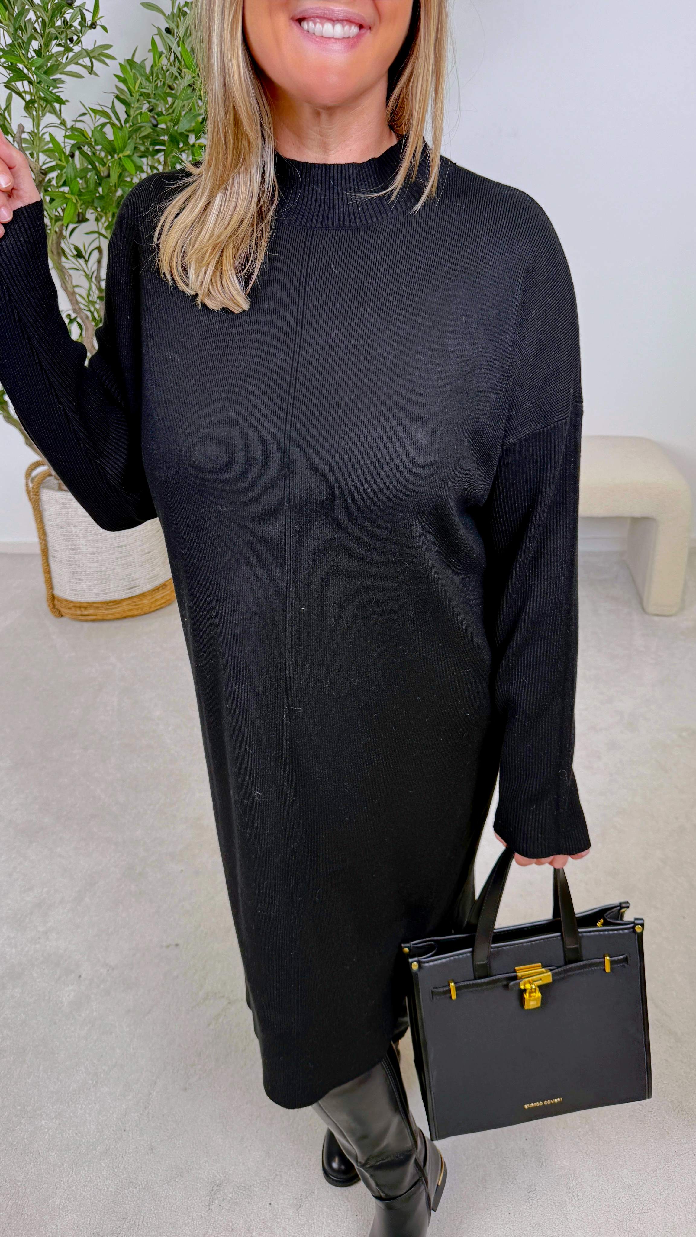 Strickkleid Pure Line *Schwarz*