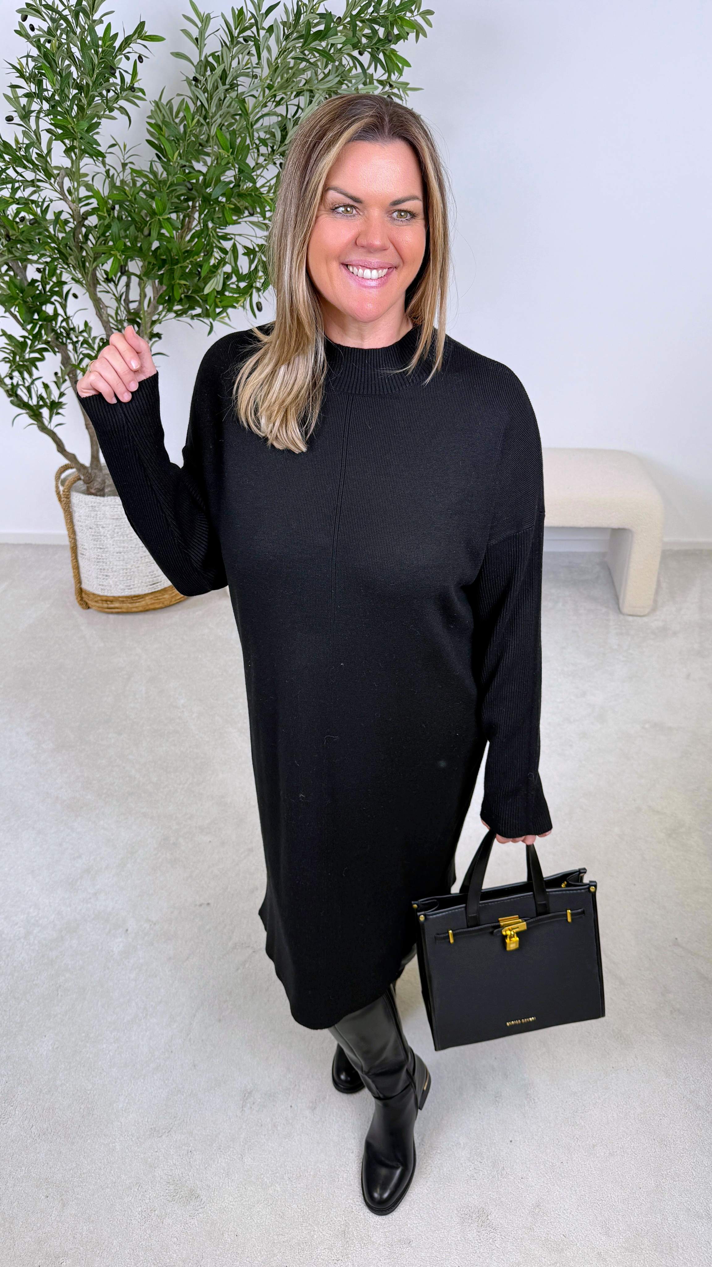 Strickkleid Pure Line *Schwarz*