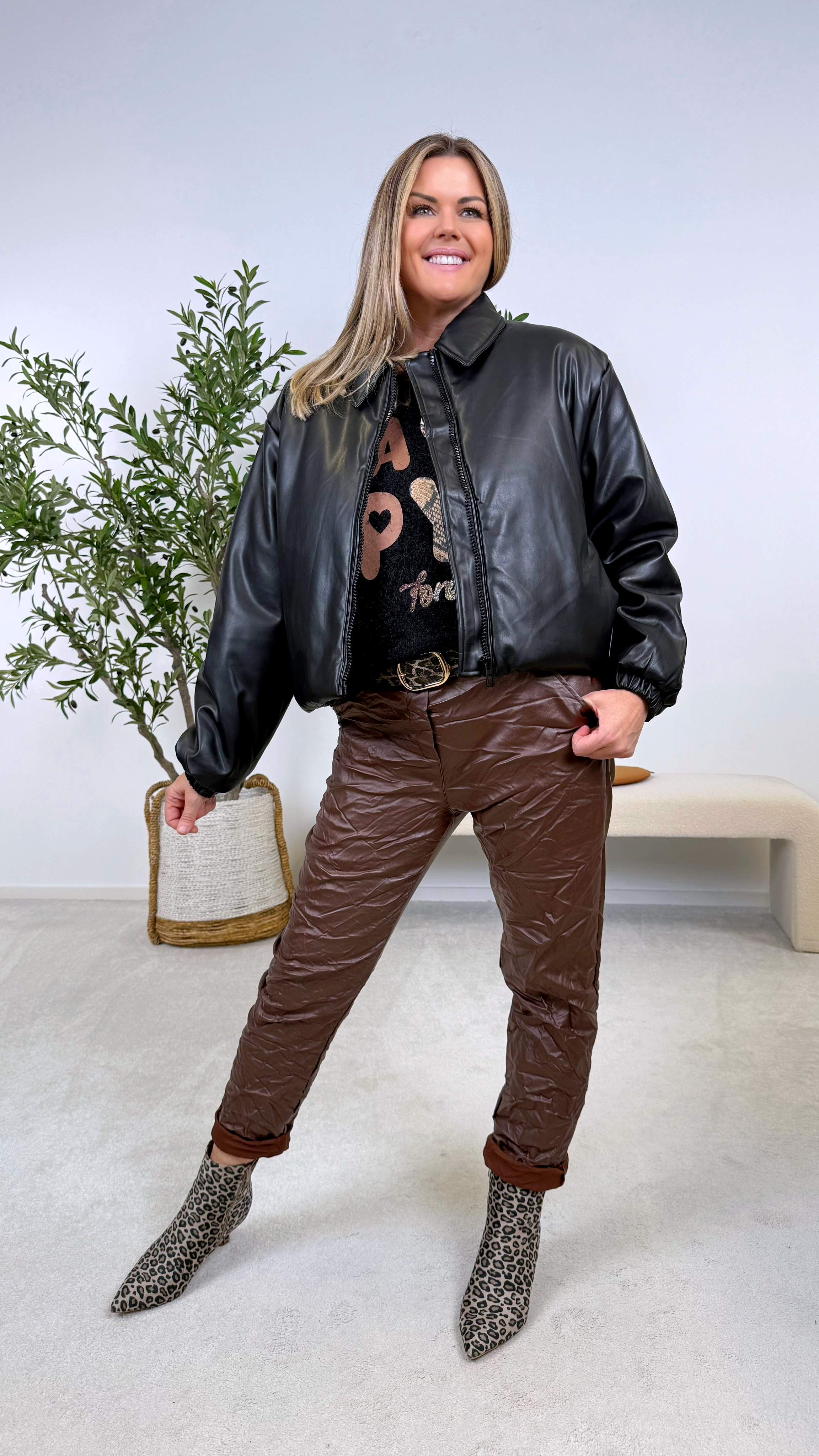 Kurze Jacke Mystic Diva *Schwarz* - Power of Princess