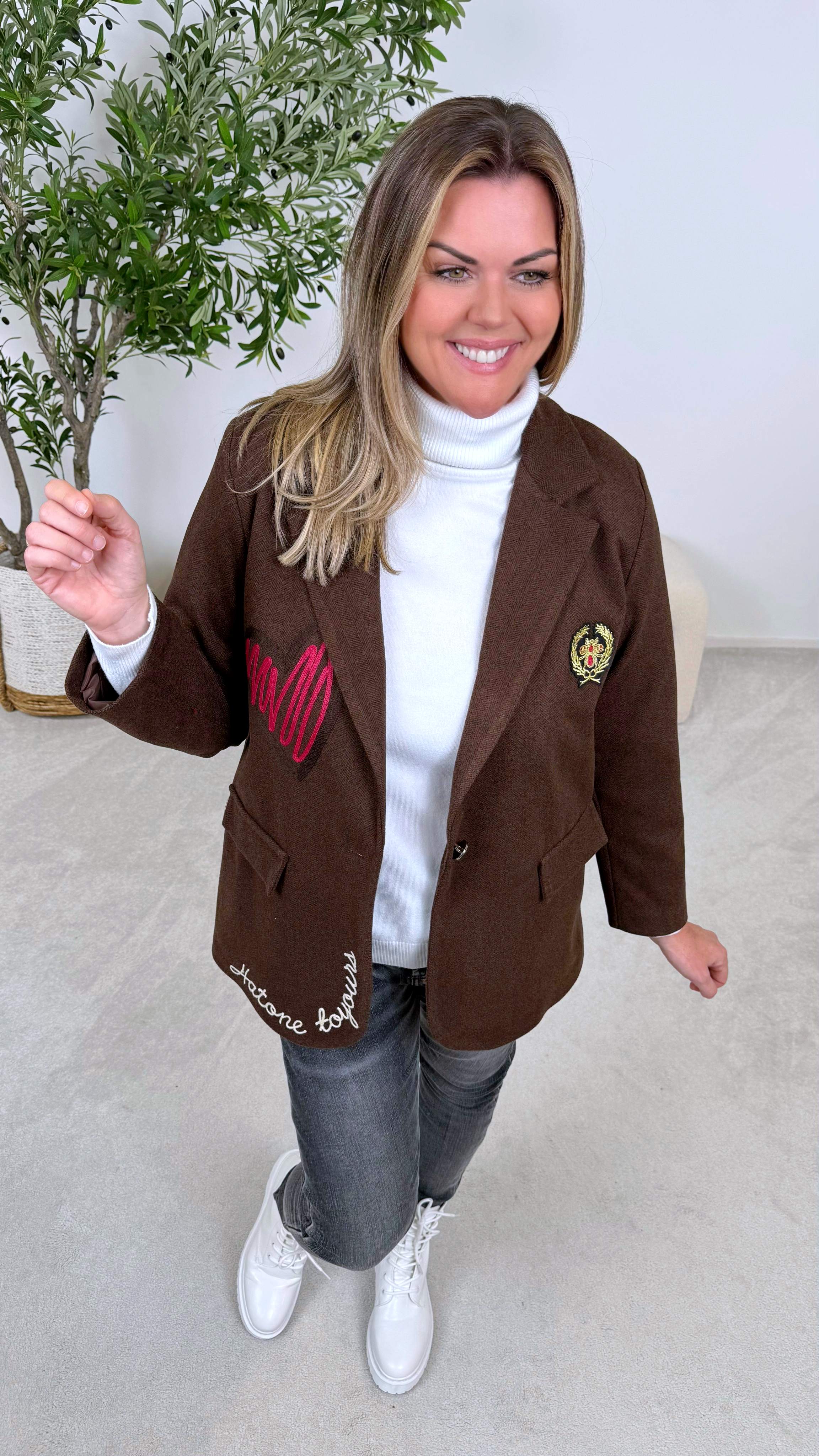 Blazer Crest & Heart *Schoko*