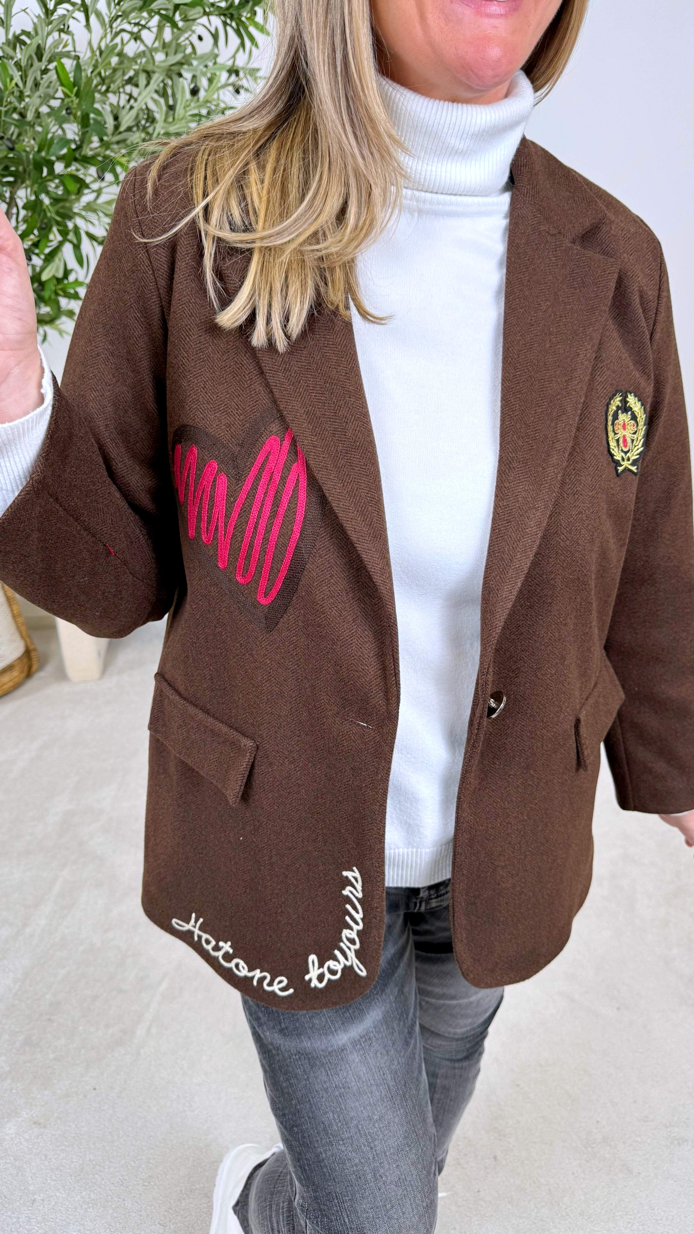 Blazer Crest & Heart *Schoko*