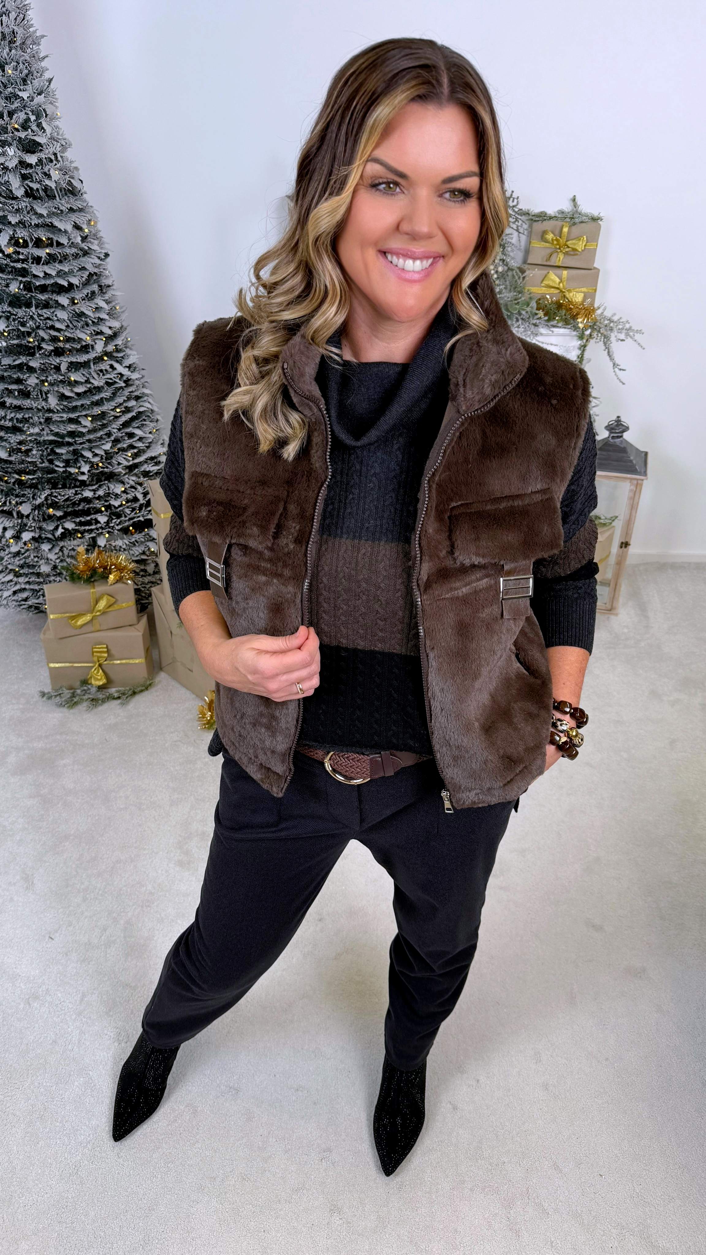 Kurze Fellweste Arden Cozy  *Schoko*