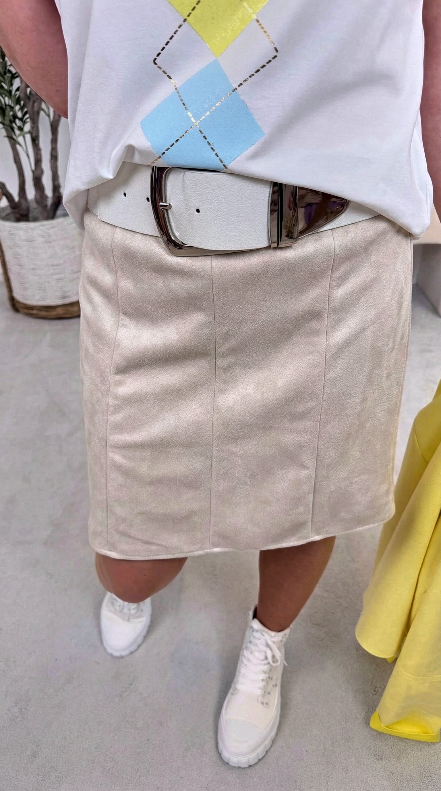 Kurzer Rock Soft Confidence *Beige*